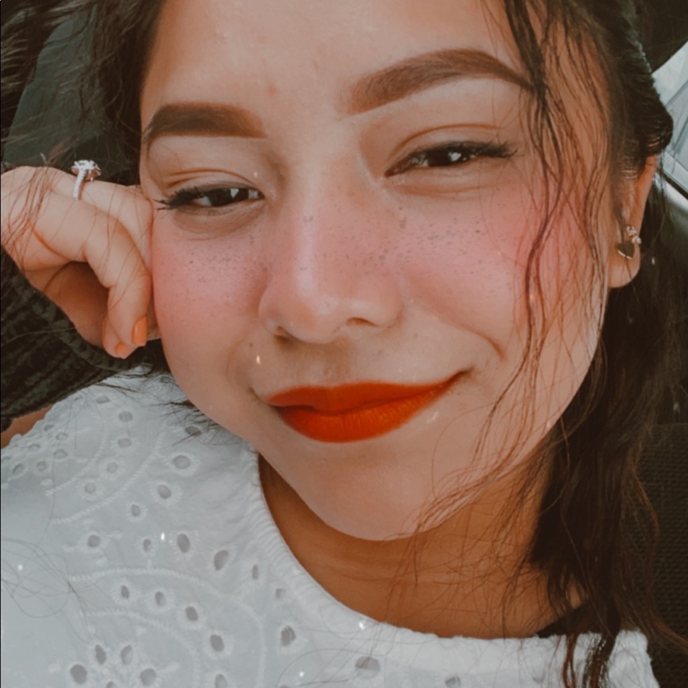 Meet your Posher, Ashly